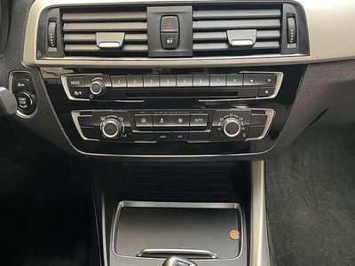 Usata BMW 118 Advantage 150 CV (110 kW) 2018 Utilitaria