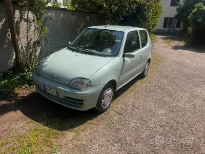 Usata Fiat 600 54 CV (39 kW) 2005 Verde Utilitaria