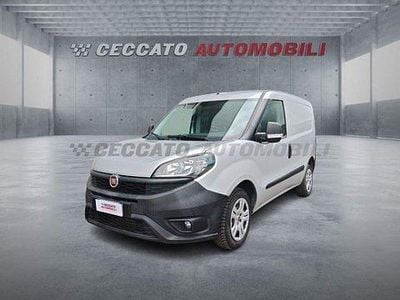Begagnad Fiat Doblò 95 HK (69 kW) 2018 Silver Minibuss
