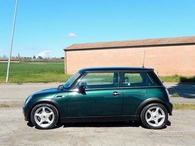 Usata Mini Cooper 116 CV (85 kW) 2004 Verde Utilitaria