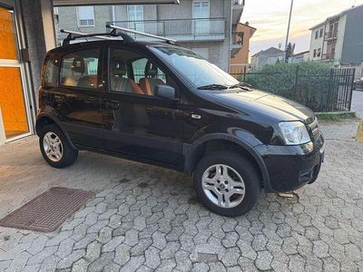 Usata Fiat Panda 4x4 69 CV (50 kW) 2007 Nero Utilitaria