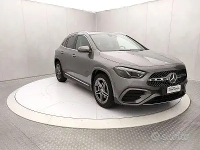 Usata Mercedes GLA200 Advanced Plus 150 CV (110 kW) 2024 Grigio SUV
