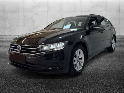 Usata VW Passat Business 122 CV (89 kW) 2023 Nero Station wagon