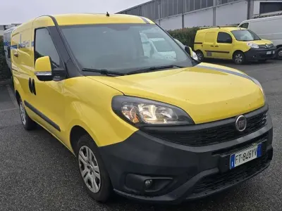 Usata Fiat Doblò 95 CV (69 kW) 2019 Giallo Monovolume