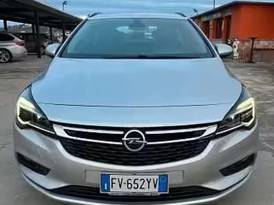 Usata Opel Astra Business 110 CV (80 kW) 2019 Grigio Station wagon