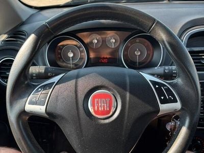 Usata Fiat Punto Lounge 75 CV (55 kW) 2015 Grigio Utilitaria