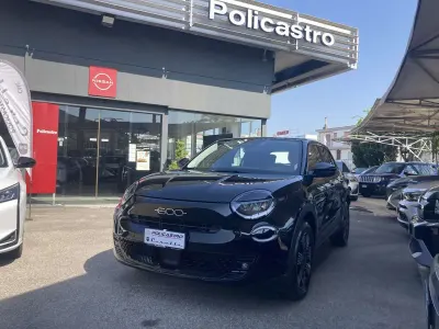 Usata Fiat 600 145 CV (106 kW) 2025 Nero SUV