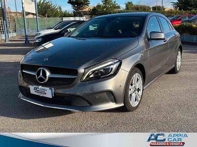 Grigio Usata 2017 Mercedes A180 Berlina | 16.700 € (Buon prezzo)