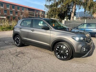 Usata VW T-Cross 115 CV (84 kW) 2019 Grigio SUV