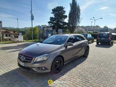 Usata Mercedes A180 108 CV (79 kW) 2013 Grigio Berlina