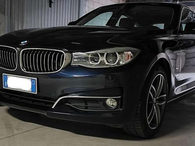 Usata BMW 320 Luxury Line 190 CV (139 kW) 2016 Blu/azzurro