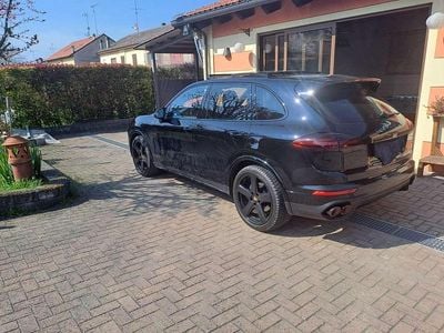 Usata Porsche Cayenne Platinum Edition 250 CV (183 kW) 2017 Nero SUV