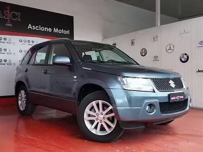Usata Suzuki Grand Vitara 128 CV (94 kW) 2009 Grigio SUV