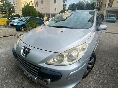 Grigio Usata 2007 Peugeot 307 Station wagon | 2300 € (Buon prezzo)