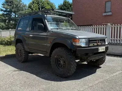 Usata Mitsubishi Pajero 84 CV (61 kW) 1993 SUV