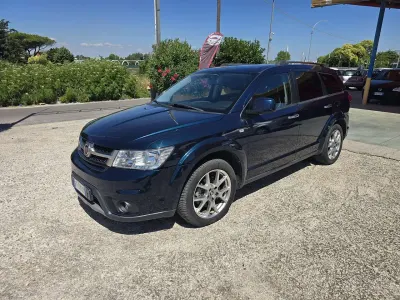 Usata Fiat Freemont Lounge 170 CV (125 kW) 2014 Verde SUV