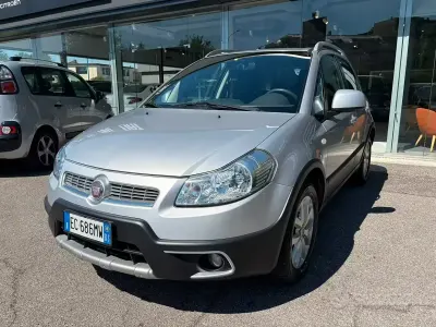 Usata Fiat Sedici Emotion 120 CV (88 kW) 2010 Grigio SUV
