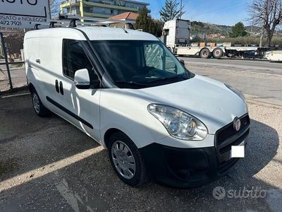 Usata Fiat Doblò 105 CV (77 kW) 2011 Bianco Monovolume