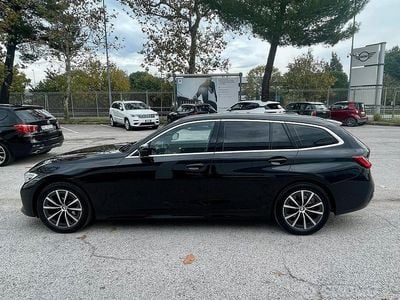 Usata BMW 318 150 CV (110 kW) 2020 Nero Station wagon