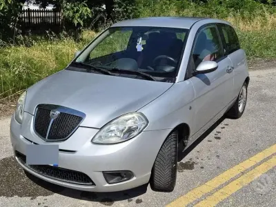 Usata Lancia Ypsilon 60 CV (44 kW) 2008 Grigio Utilitaria