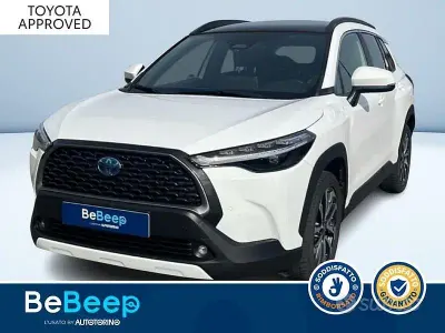 Usata Toyota Corolla Cross Lounge 197 CV (144 kW) 2022 Bianco SUV