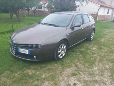 usata Alfa Romeo 159 1.9 JTDm 150CV Distinctive Q-Tronic