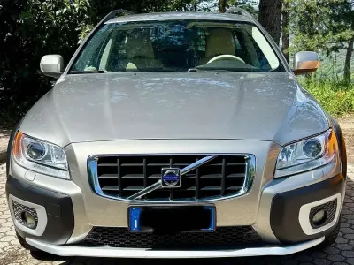 Usata Volvo XC70 Summum 185 CV (136 kW) 2007 Beige Station wagon