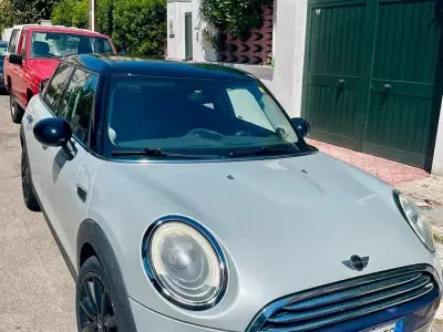 Usata Mini Cooper D 116 CV (85 kW) 2015 Grigio Utilitaria