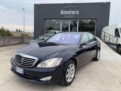 Usata Mercedes S320 235 CV (172 kW) 2008 Blu/azzurro Berlina