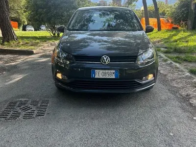 Begagnad VW Polo Trendline 75 HK (55 kW) 2016 Grå Sedan