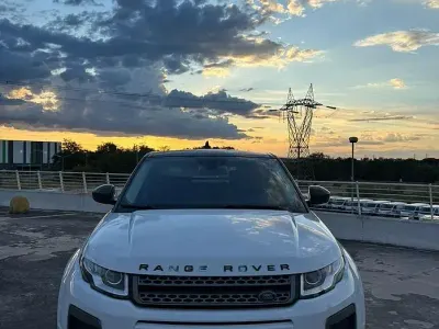 Usado Land Rover Range Rover evoque 150 HP (110 kW) 2017 Branco SUV