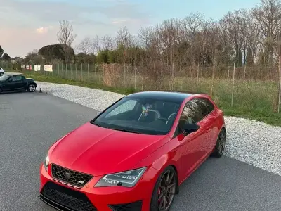 Usata Seat Leon CUPRA 280 CV (205 kW) 2015 Rosso