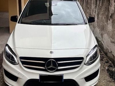 Usata Mercedes B180 Premium 2018 Bianco Monovolume