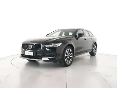 Usata Volvo V90 CC Core 197 CV (144 kW) 2023 Nero Station wagon