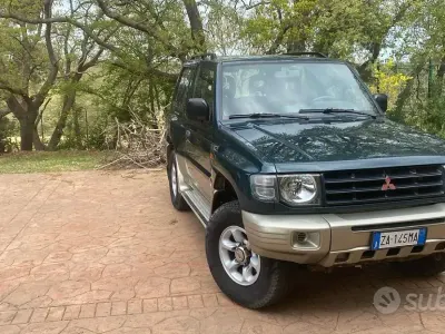 Usata Mitsubishi Pajero 100 CV (73 kW) 1999 SUV