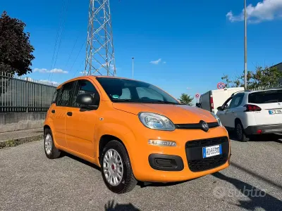Usata Fiat Panda 69 CV (50 kW) 2019 Arancione Utilitaria