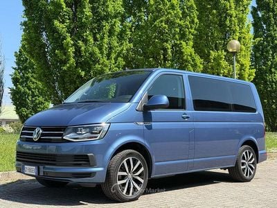 Begagnad VW T6 Comfortline 204 HK (150 kW) 2016 Blå Van