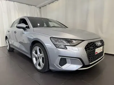 Usata Audi A3 Business 200 CV (147 kW) 2021 Argento Berlina