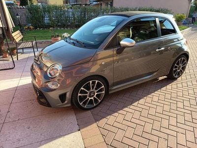 Usata Abarth 595C Turismo 165 CV (121 kW) 2022 Grigio Cabrio
