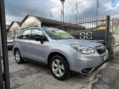 Usata Subaru Forester 147 CV (108 kW) 2014 Grigio SUV