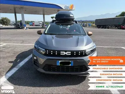 Nuova Dacia Sandero Stepway 122 CV (89 kW) 2026 Berlina