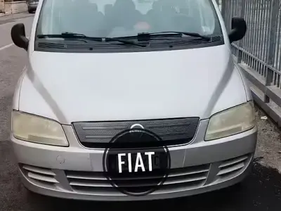 Usata Fiat Multipla 103 CV (75 kW) 2006 Grigio Monovolume