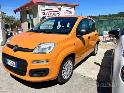 Usata Fiat Panda Easy 85 CV (62 kW) 2020 Arancione Utilitaria