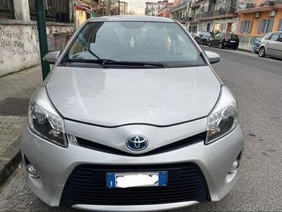 usata Toyota Yaris Hybrid Automatica