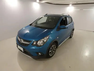 Usata Opel Karl Rocks 73 CV (53 kW) 2019 Blu Utilitaria