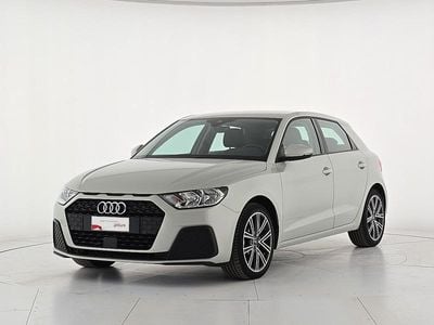 Usata Audi A1 Sportback Admired 95 CV (69 kW) 2023 Argento Utilitaria