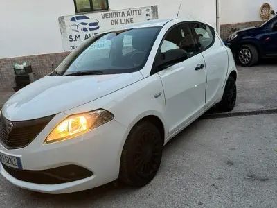 Usata Lancia Ypsilon