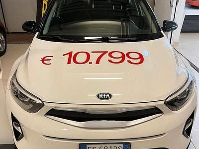Usata Kia Stonic 116 CV (85 kW) 2018 Bianco SUV
