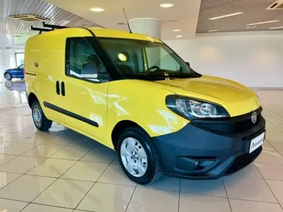 Usata Fiat Doblò 95 CV (69 kW) 2019 Giallo Monovolume