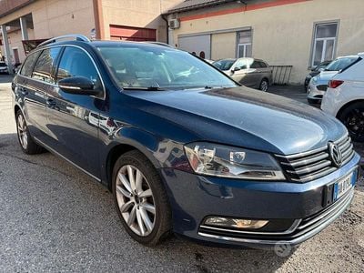 Usata VW Passat Highline 140 CV (102 kW) 2013 Blu Station wagon